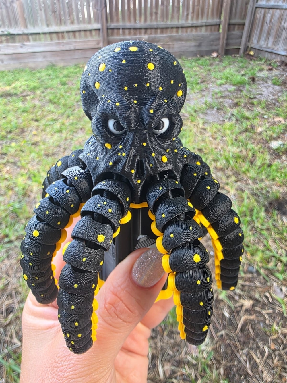 Black & Yellow Octopus Reptile Toy - Pets Reptile